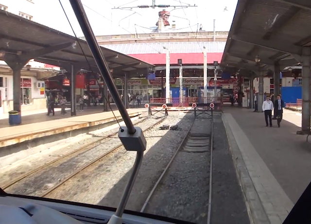 Comorama betray shape VIDEO – Din cabina mecanicului de tren ”Săgeata Albastră” » George Buhnici
